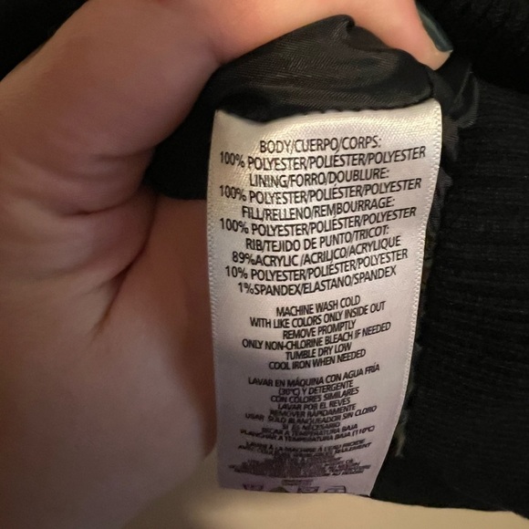 Calvin Klein Faux Fur Puffer Vest Size Medium - Picture 7 of 9